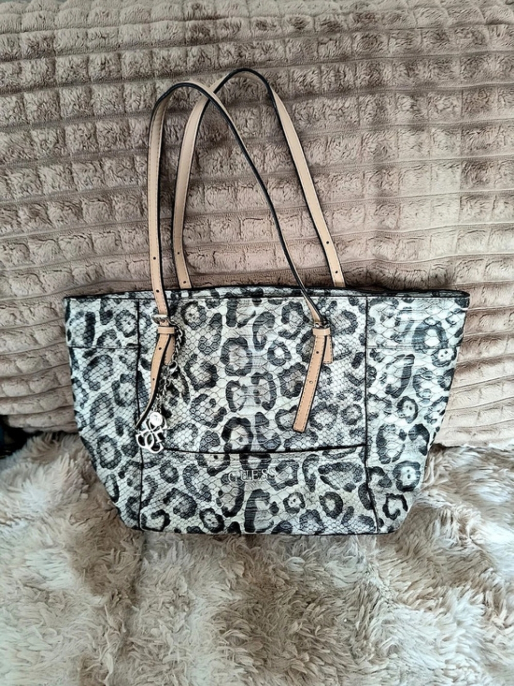 Guess Animal Print Tote in Gray & Black Like New